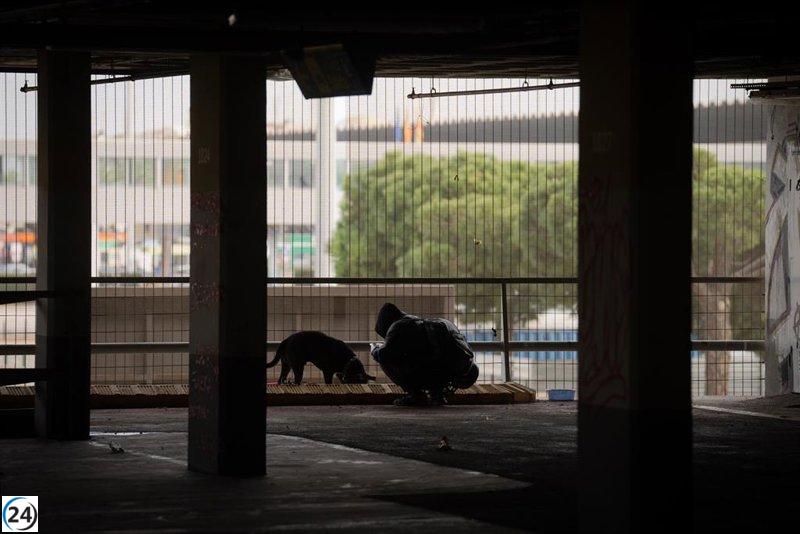 Detenido en Valladolid por apropiarse ilegalmente de ropa y dinero de una persona sin hogar