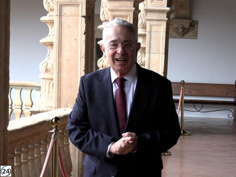 Uribe elogia el papel clave de la USAL en la historia y el futuro.
