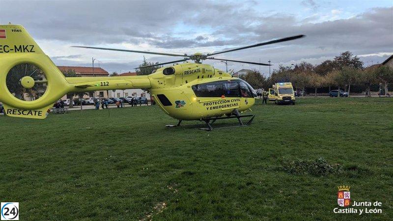 Rescate en helicóptero de senderista lesionada en Riofrío de Riaza (Segovia)