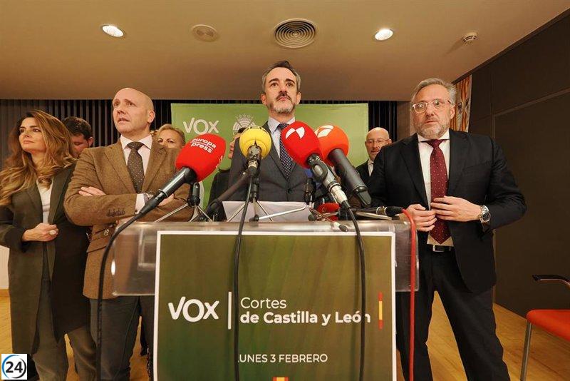 Hierro cuestiona la falta de firma de Gallardo en la expulsión de los disidentes.