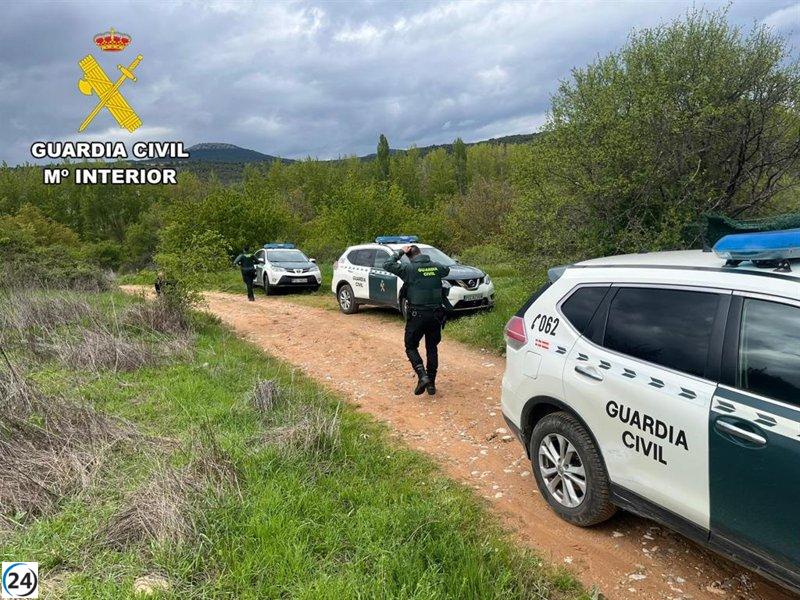 La Guardia Civil encuentra sano y salvo a un niño de cuatro años que había desaparecido en Covarrubias.