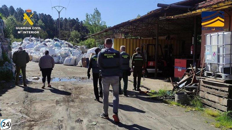 Desmantelan en León red internacional de tráfico de residuos.
