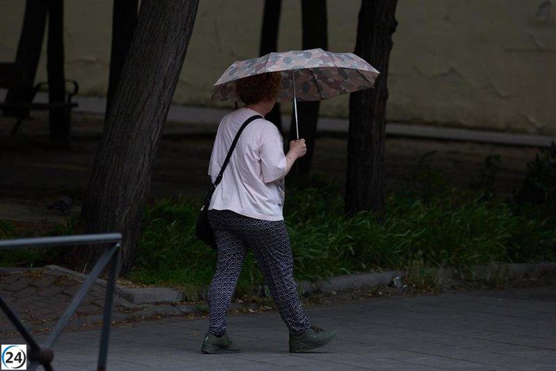 Seis provincias de Castilla y León bajo alerta amarilla por tormentas y tres por fuertes lluvias.