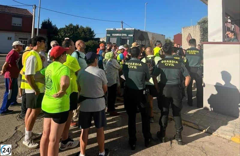 Helicóptero y comunidad se unen para localizar al hombre desaparecido en Camarzana.