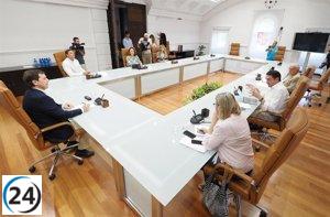 Mañueco minimiza la severidad de los incendios en CyL al señalar que no se ha considerado activar el nivel 3.