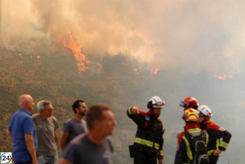 Castilla y León reporta 117 municipios en riesgo por incendios y 204 localidades evacuadas.