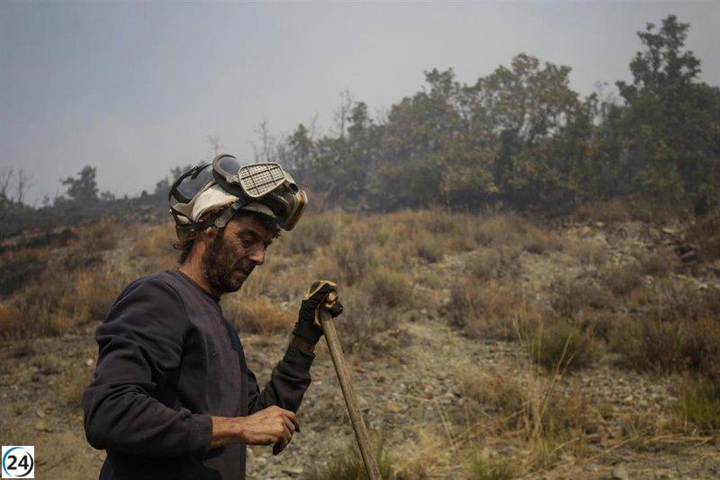 CyL reduce a cinco los 'grandes incendios' tras una jornada alentadora, pero conserva cinco más en alerta nivel 1.