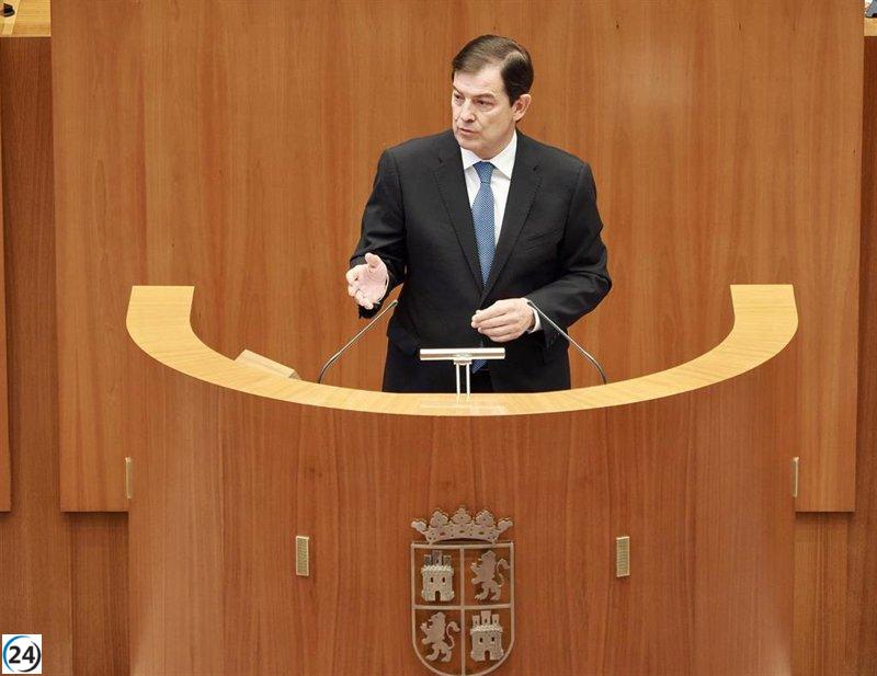 Mañueco aboga por unidad para abordar los incendios sin intereses partidarios.