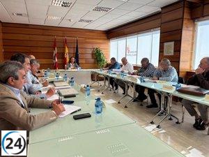 Junta y OPAs colaboran para ofrecer ayudas de hasta 5.000 euros en la reconstrucción de vallados afectados por incendios.