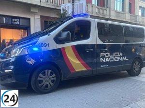 Detenido en Valladolid por robar a una mujer y tragarse la cadena del atraco mientras era retenido por transeúntes.