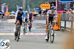 Pellizzari triunfa en El Morredero en una nueva batalla sin resultados claros entre Vingegaard y Almeida.