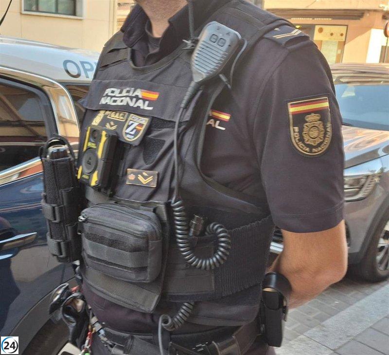 Detenido por intentar robar bebidas en un evento festivo en Valladolid.