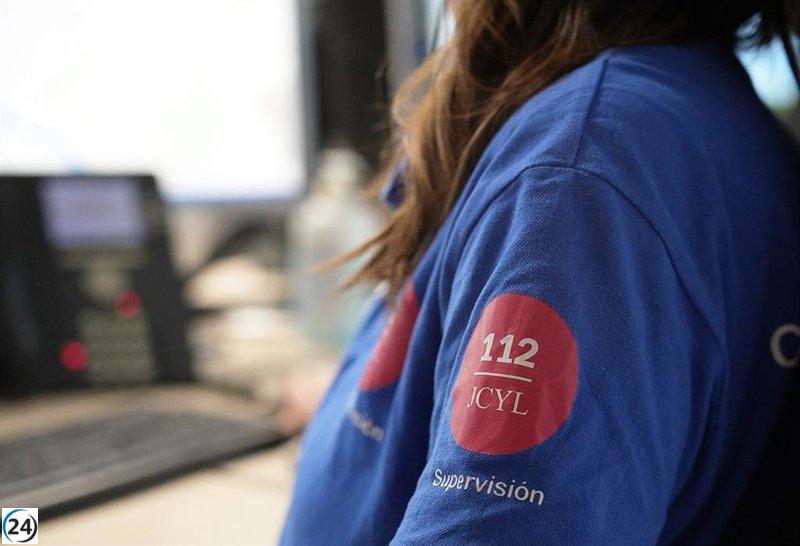 Dos personas heridas en colisión de coche y camión volcado en la A-2 en Arcos de Jalón.