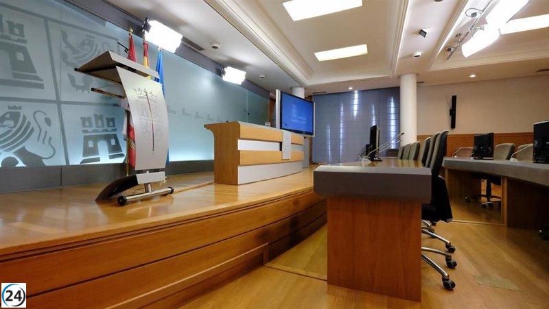 La Junta ofrece once becas en comunicación con apoyo mensual de 1.000 euros.