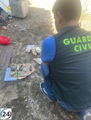La Guardia Civil desmantela explosivos hallados en un cobertizo en La Unión de Campos.