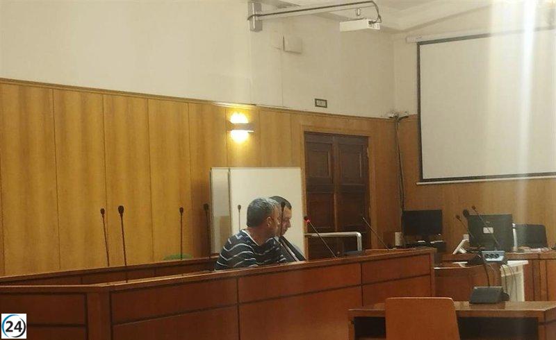 Empresario condenado a seis meses de prisión por explotación laboral de migrantes irregulares.