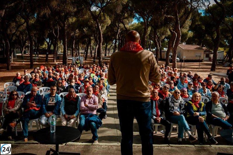 El I Encuentro de Personas Mayores celebra el vital aporte de este colectivo y la importancia de las pensiones.