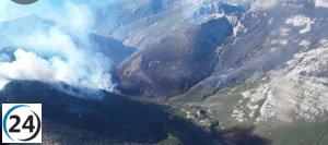 CLM y CyL establecen un mando conjunto para combatir el incendio que afecta a Guadalajara y se propaga hacia Segovia.