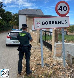Detienen al responsable de una docena de robos en hogares de Borrenes y Santalla del Bierzo.