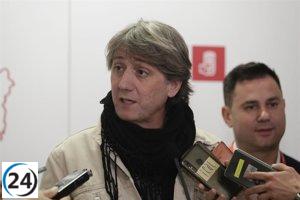 Martínez exige a Mañueco que asuma responsabilidades en el escándalo de la 'trama eólica'.