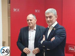 Vázquez renuncia a su cargo en el PSOE para enfocar esfuerzos en las elecciones autonómicas.