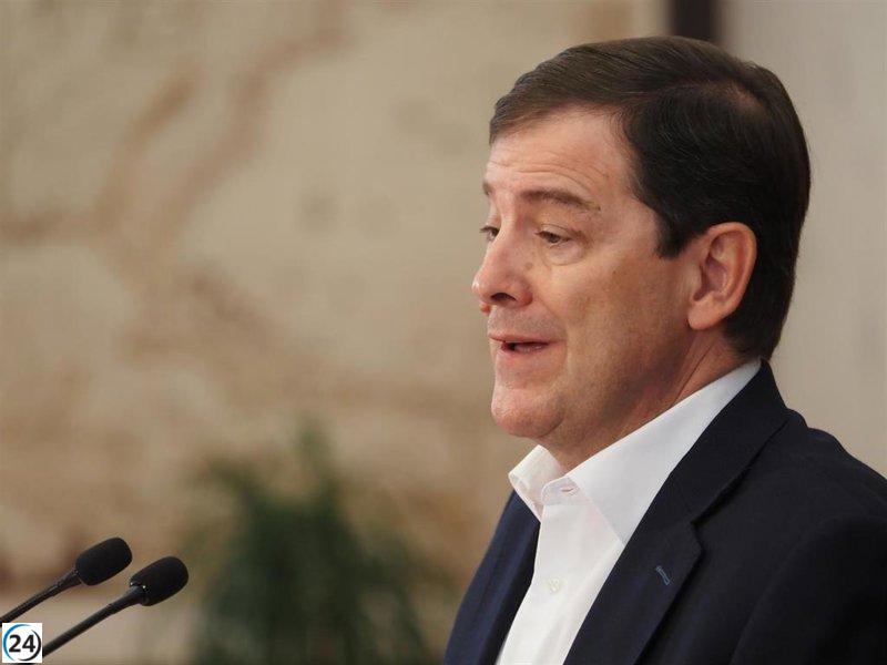 Mañueco aboga por un debate político más sereno y denuncia el exceso de ruido en la discusión pública.