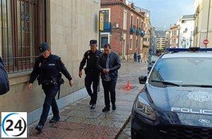 El hombre señalado por la muerte de su madre en León durante la Nochebuena afirma haber perdido la memoria por un episodio psicótico.