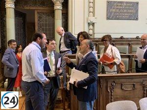 Ayuntamiento de Valladolid aprueba nueva organización con críticas de la oposición por falta de exclusividad de Carnero.