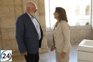 Timmermans promueve el uso de la bicicleta como ″trendy″.