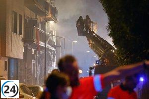 Emergencias moviliza Unidad Logística para explosión de gas en calle Goya.