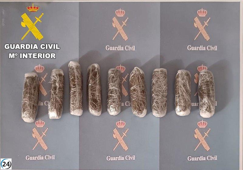Detenida en vis a vis en 'La Moraleja' de Dueñas por intentar pasar nueve bellotas de hachís