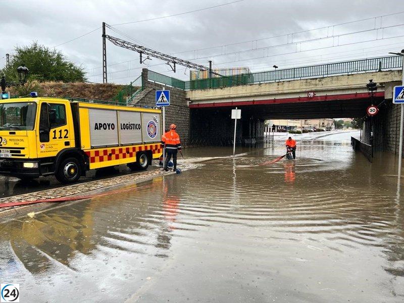 Fuertes inundaciones en Ávila y cierre del acceso a la muralla a causa de la DANA.