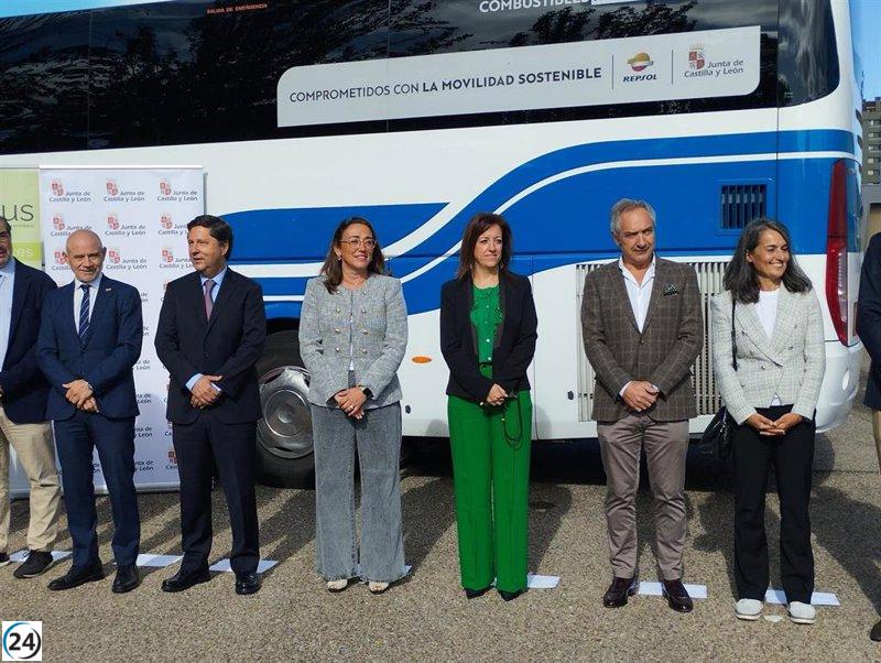 Empresas de transporte interurbano en CyL apuestan por combustible renovable en prueba pionera a partir de octubre.