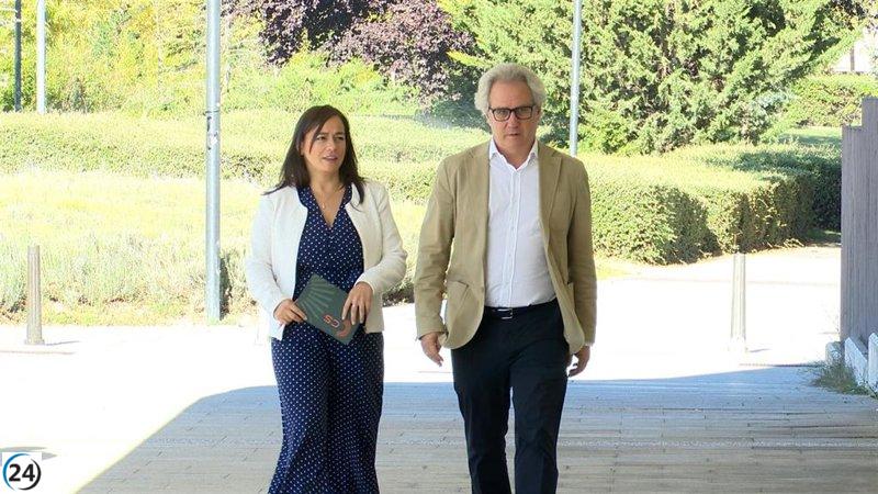 Ciudadanos presiona a Igea para que renuncie y advierte a otros partidos de la presencia de un tránsfuga