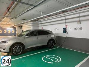 El Forum Evolución instala 30 nuevas plazas de aparcamiento con carga eléctrica.