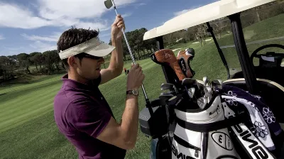 Practica tu swing en los campos de golf más bonitos de la región