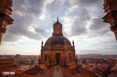 Paseando por las calles históricas de Salamanca